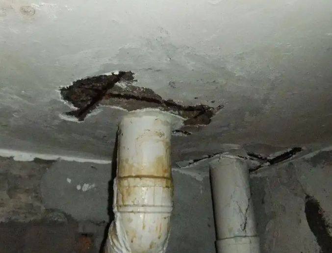 西工卫生间漏水维修公司浅析西工卫生间渗水维修的方法